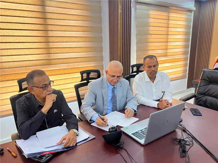 الشرجبي يبحث مع السفير الألماني تعزيز التعاون في مجالي المياه والبيئة والتحضير لمؤتمر أصدقاء سقطرى