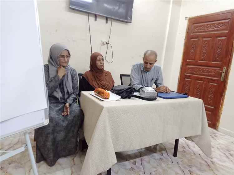 مبادرة السلام تطلق ورشة "تمكين القيادات النسوية" بلحج لتعزيز دور المرأة في بناء السلام المحلي