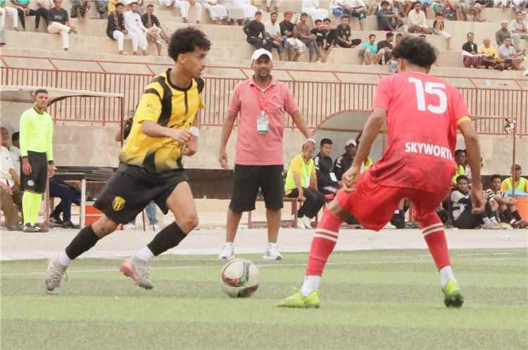 في بطولة كاس الجمهورية:
التلال يبلغ دور ال16 على حساب اتحاد حضرموت.