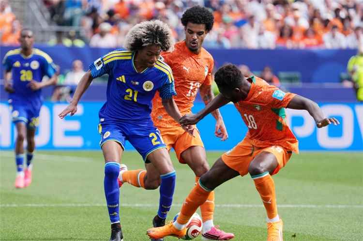 ساحل العاج يحسم التأهل إلى دور الـ32 بثنائية أمام كوراساو في مونديال 2026
