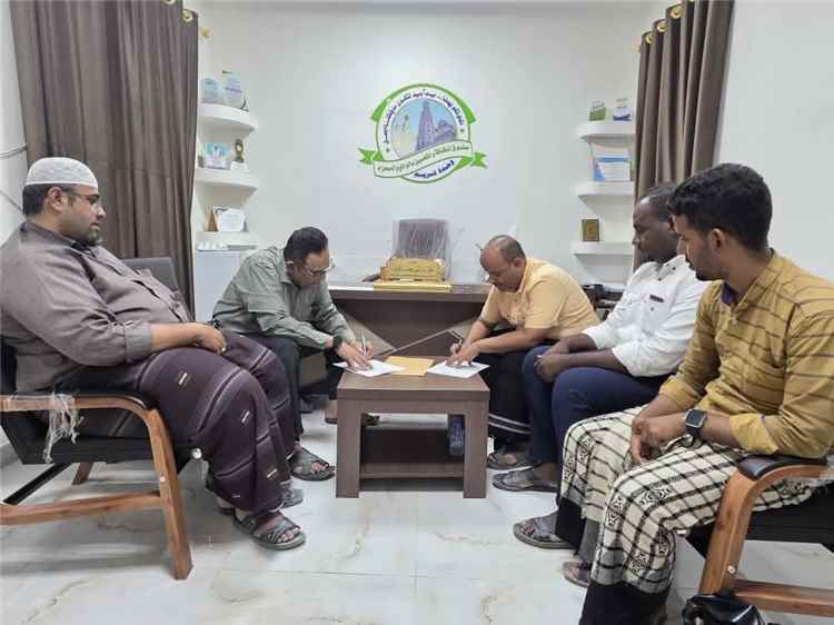 اتفاقية بين نظافة تريم ومستشفى عيديد للتخلص الآمن من المخلفات الطبية