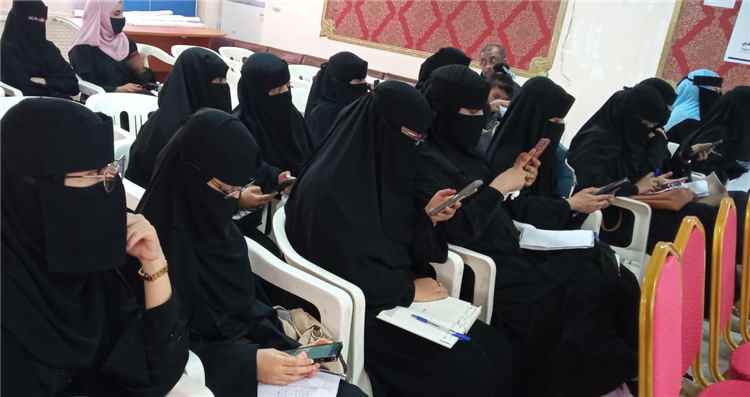 اختتام دورة الذكاء الاصطناعي بعدن برعاية د. عمر بامحسون
