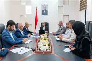 اجتماع برئاسة وزير الاتصالات يناقش مستوى الأداء المؤسسي وخطط تطوير قطاعي الاتصالات والبريد