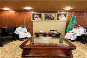 لقاء إيجابي في الرياض يجمع السفير السعودي محمد آل جابر بالوزير السابق أحمد الميسري ويبحث ترتيبات الحوار الجنوبي