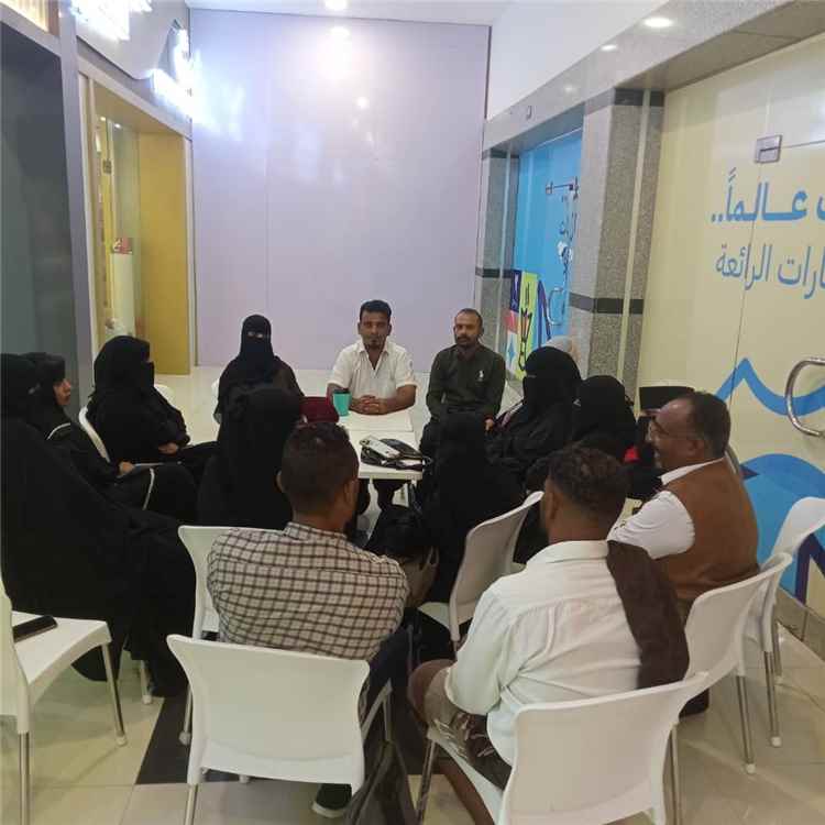 إقليم نهضة أبناء عدن يناقش مهام واختصاصات مدراء المديريات ضمن عمل النهضة
