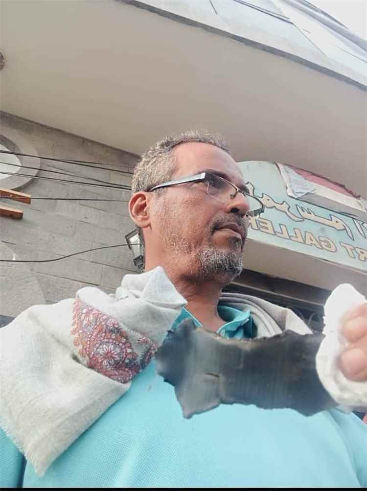 صاروخ حوثي يسقط قرب متنزه للعائلات بالتواهي.. عدن تنجو من مجزرة محتملة
