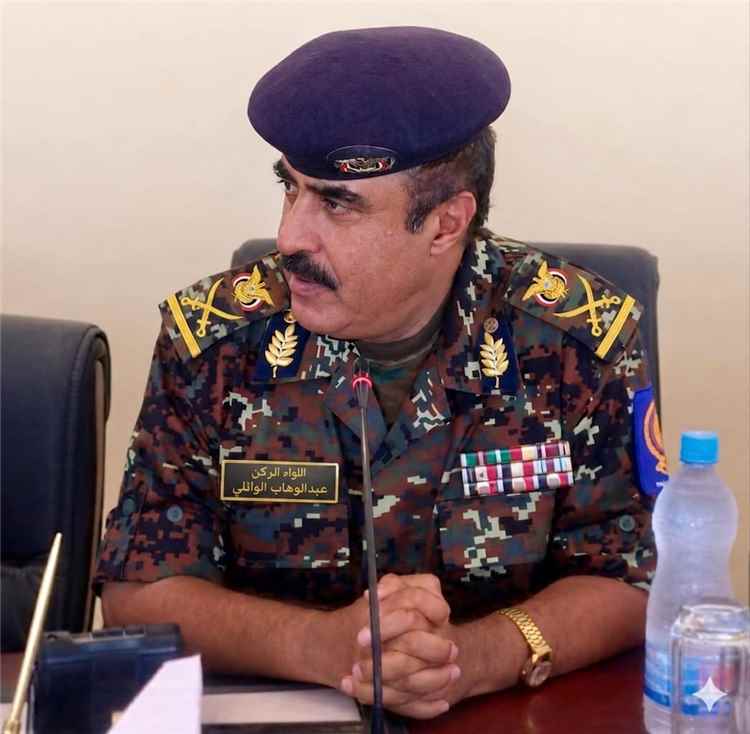 محافظ إب: المحافظة قدّمت أكثر من 7 آلاف شهيد للجمهورية منذ الطلقة الأولى في مواجهة المشروع الانقلابي الحوثي .. ونستعد لمعركة التحرير