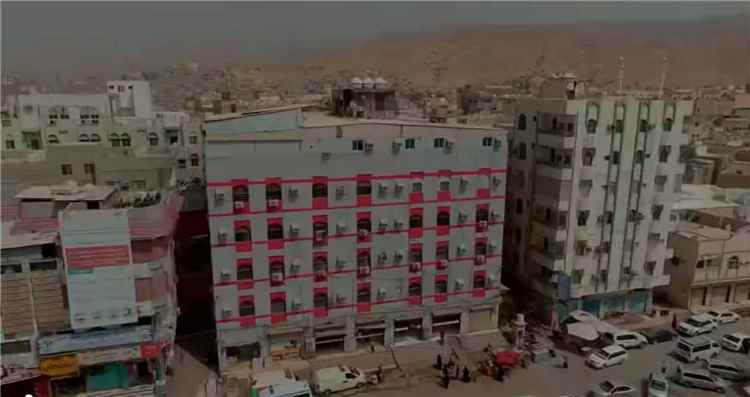 مستشفى البرج الاستشاري بالمكلا يكشف حقيقة ما جرى أمام بوابته ويحذر من تعطيل الخدمات الطبية
