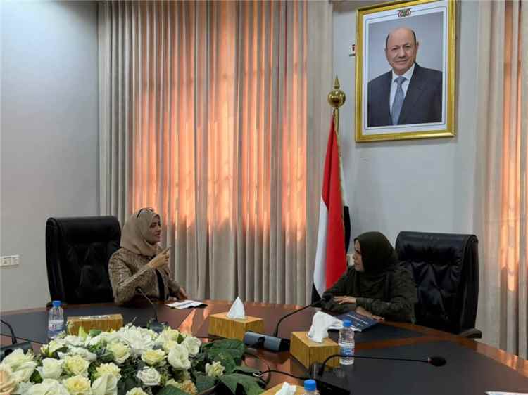 تكامل نقابي وحكومي.. مباحثات في عدن للارتقاء بحقوق المرأة العاملة والعمل النقابي