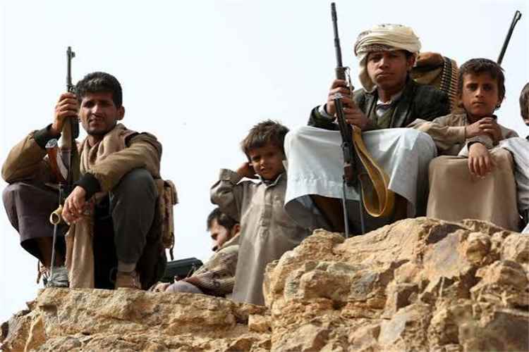 فتور شعبي يعرقل حملات التجنيد الحوثية في صنعاء وريمة
