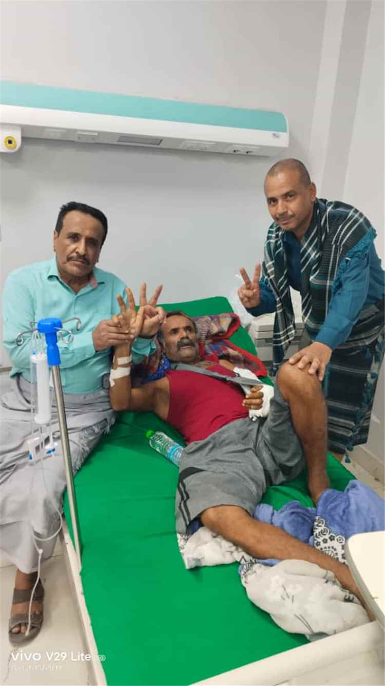 الأمين العام للمقاومة الجنوبية يزور جرحى الساحل الغربي