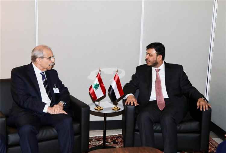 الدكتور عبدالله العليمي يبحث مع رئيس الوزراء اللبناني تطورات الأوضاع وتعزيز العلاقات الثنائية