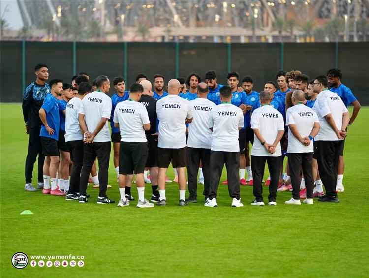 «خليجي 27» منتخبنا الوطني الأول لكرة القدم يستعد لمواجهة الإمارات بحصة تدريبية تكتيكية