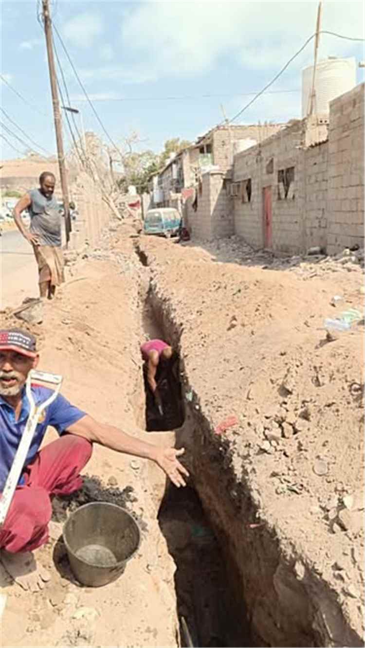 مشروع لإعادة صيانة وتأهيل شبكة الصرف الصحي في حي برسلي بالأمن السياسي بطول 53 مترًا