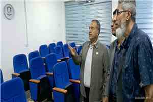 رئيس جامعة عدن يتفقد أعمال إعادة تأهيل مركز الدراسات البيئية والمناخية
