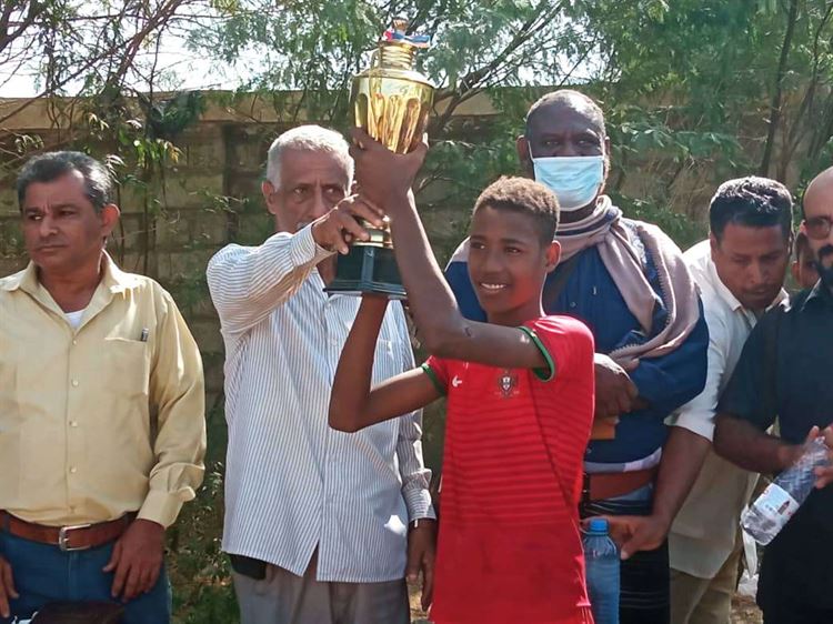 بمناسة الذكرى الـ 60 لثورة 14 أكتوبر.. مدرسة ابن خلدون بجعار تنظم فعالية رياضية