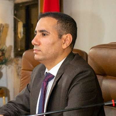 العليي: ناطق جيش الكيان الصهيوني تعلم  من الح وثيين