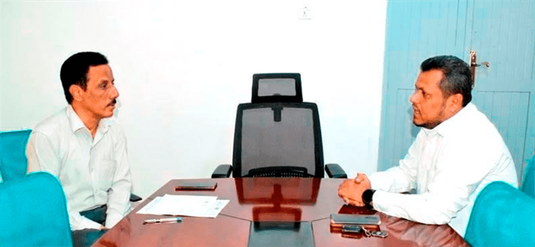 العمودي يناقش الترتيبات الأخيرة لإقامة مخيّم العيون المجاني بهيئة مستشفى سيئون ويستهدف إجراء 400 عملية