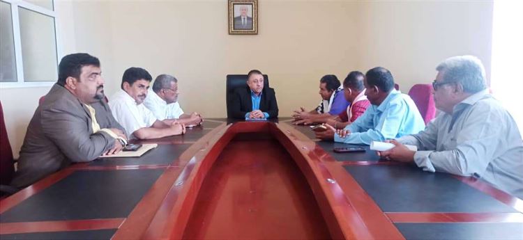 أمين عام محلي أبين يلتقي بمدير عام مديرية لودر