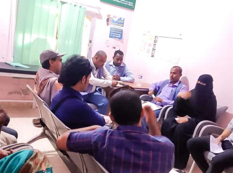 مديرو "الترصد الوبائي" و"دائرة المنظمات " بصحة حضرموت و"الصحة في بروم ميفع" يقومون بنزول ميداني لمنطقة ميفع