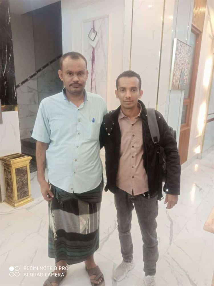 وصول أستاذ الشطرنج اليمني فادي بجاش إلى عدن بعد مشاركته في بطولة العالم للشطرنج.