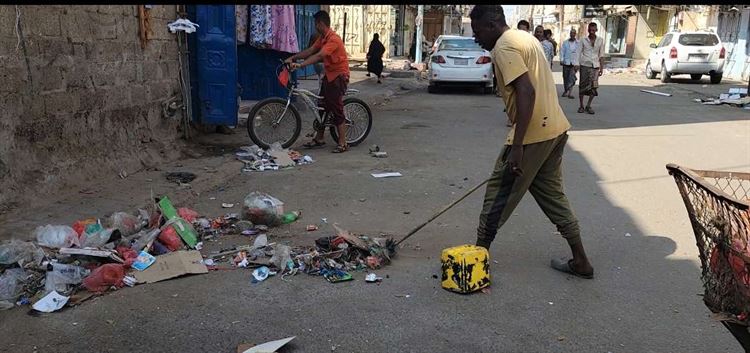 مدير عام المنصورة يؤكد الحرص على إزالة المظاهر المشوهة وتنظيم الشوارع العامة