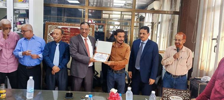 جمارك المنطقة الحرة عدن تختتم الدورة التدريبية الثالثة والأخيرة الخاصة بالنظام المنسق وجدول التعرفة الجمركية