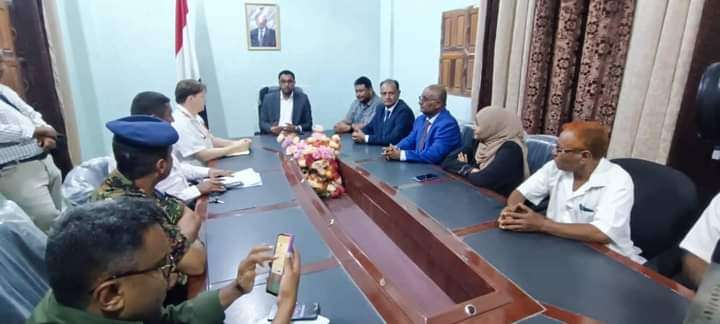 الممثل الأممي لحقوق الإنسان في اليمن يشيد بمستوى التعاون والتنسيق مع السلطة المحلية بالحديدة