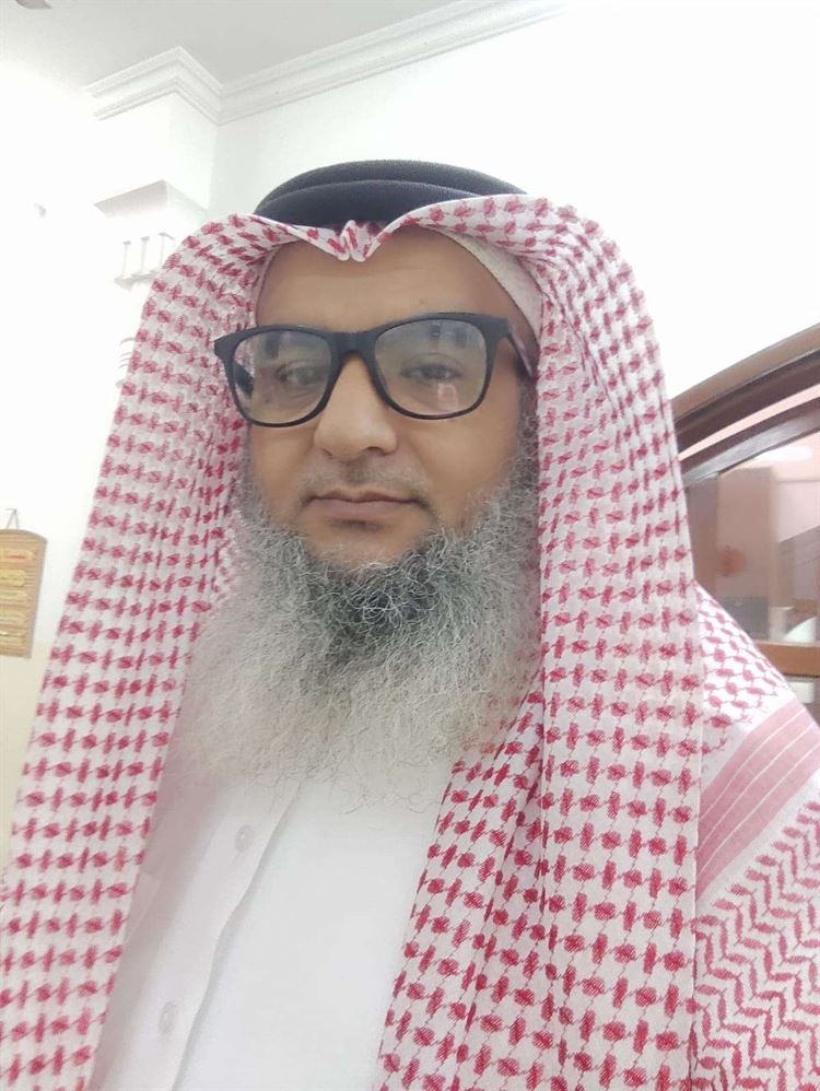 ابناء الحصن بخنفر يشكرون رجل الخير والعطاء الشيخ جابر بن علي الحي اليافعي نظيراً لدعمه السخي لهم