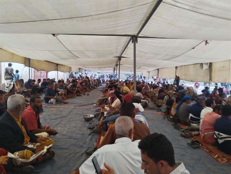 مديرية المحفد تشهد لقاء قبلي موسع في قرية الخور بوادي حمراء