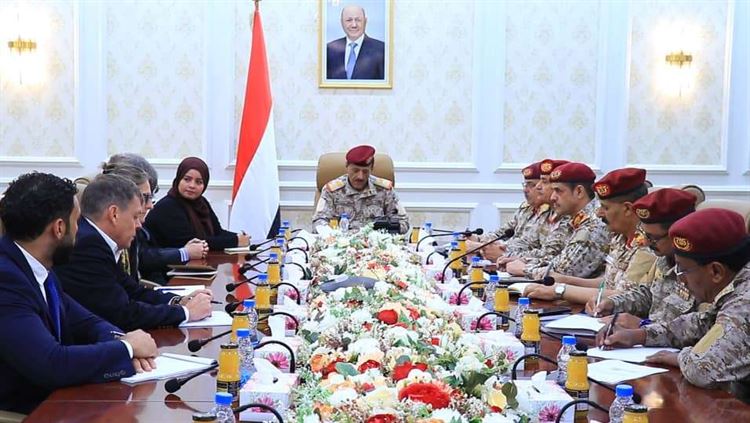 نائب رئيس هيئة الأركان العامة يلتقي سفير الاتحاد الأوروبي وفرنسا والمانيا وهولندا