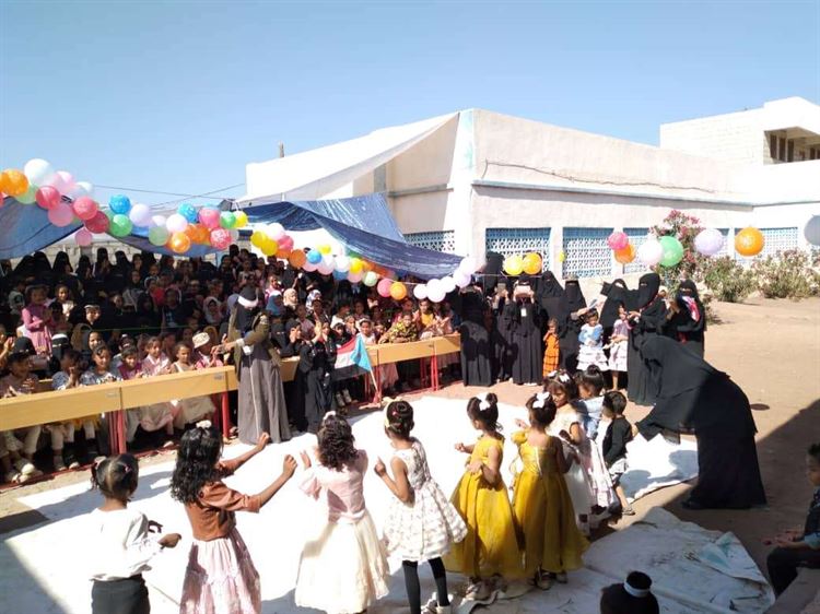 مدرسة الفقيد محمد نجيب للبنات تنظم حفلاً كرنفاليا وتكريميا بمناسبة ذكرى عيد الاستقلال الوطني