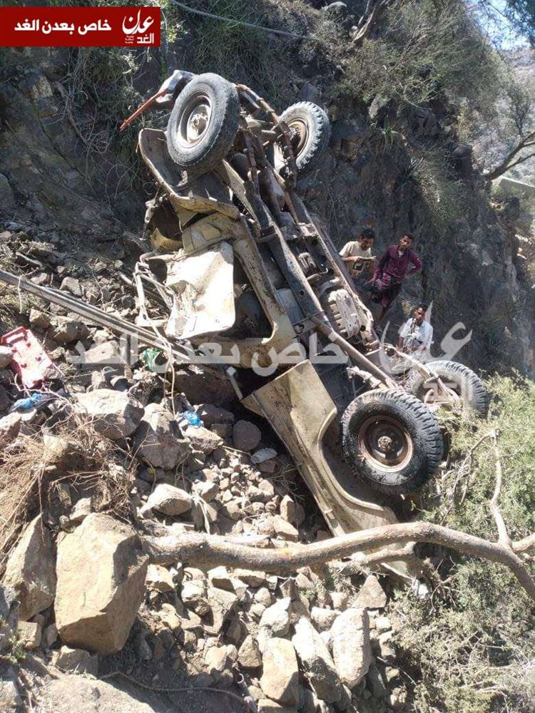 حادث مروري مروّع يتسبب بوفاة 6 اشخاص بالضالع