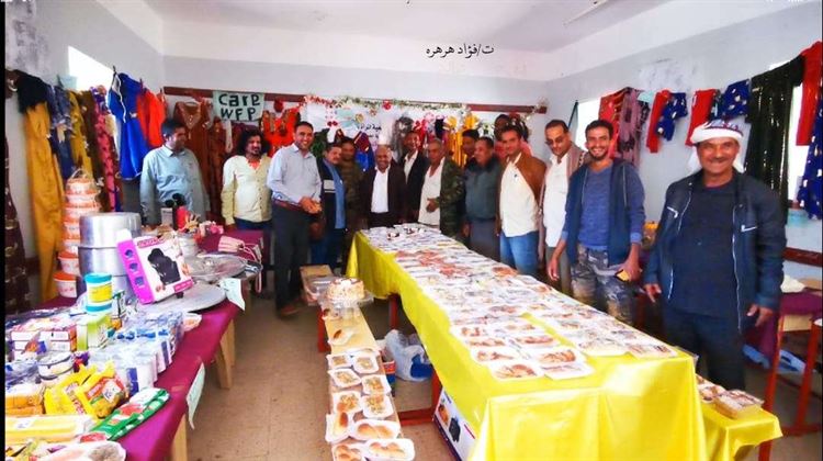 إدارة المرأة والطفل وتنمية المرأة بمديرية الحصين تقيم فعالية المعرض النسوي للمشاريع التنموية