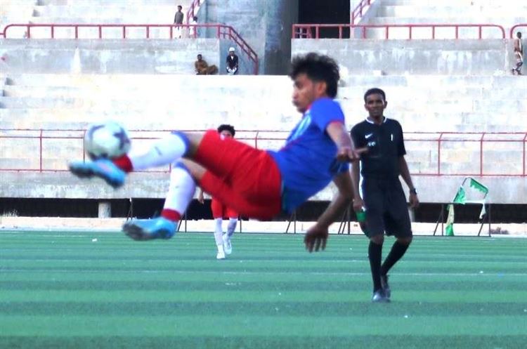 بفوزه على البرق سيئون يحجز بطاقة التأهل الثانية لنهائي بطولة اليوبيل الذهبي لإذاعة سيئون