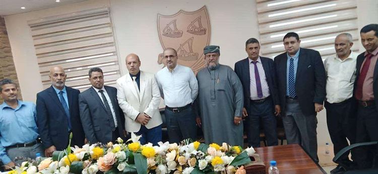 لدى لقائه وفداً من المحكمة الدولية لتسوية المنازعات.. مدير ميناء عدن يؤكد دعمه لإنجاح نشر مفهوم ثقافة التحكيم البحري