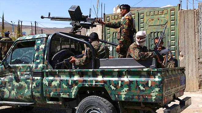 صفقة تبادل مختطفين ومعتقلين مع تنظيم القاعدة بشبوة تطيح بمسئولين في أجهزة امنية