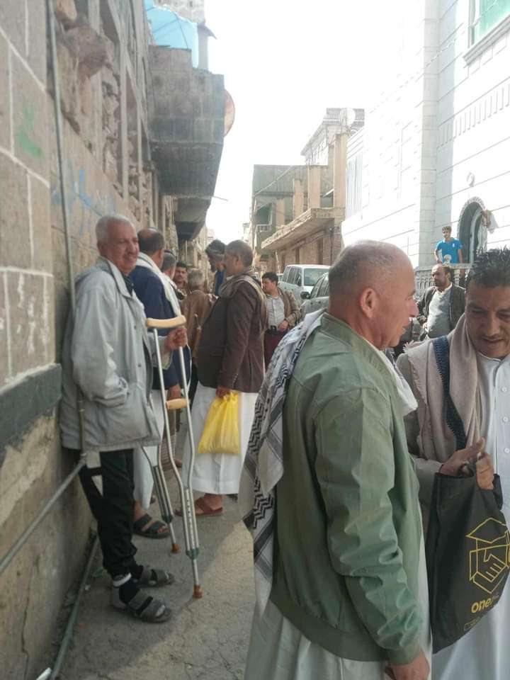 منع إقامة مراسم عزاء في وفاة وزير الاتصالات الدكتور نجيب العوج بصنعاء