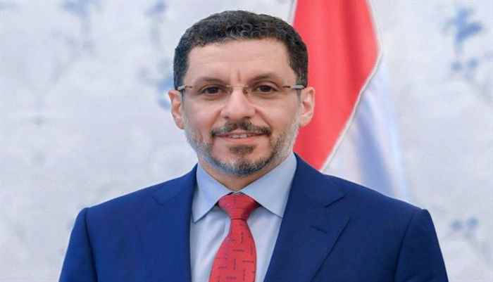 رئيس مجلس الوزراء يهنئ رئيسة وزراء تايلاند
