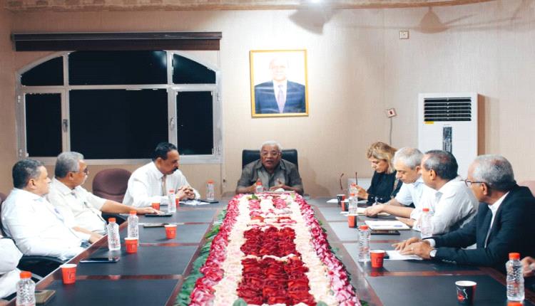 نائب وزير الأشغال يلتقي منسقة البرنامج الأممي للبيئة