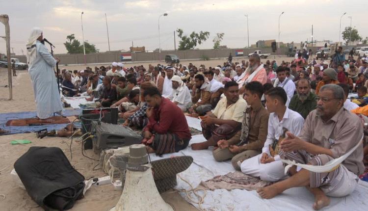 وكيل ابين جرفوش. يؤدي صلاة العيد مع المصلين بالعاصمة زنجبار