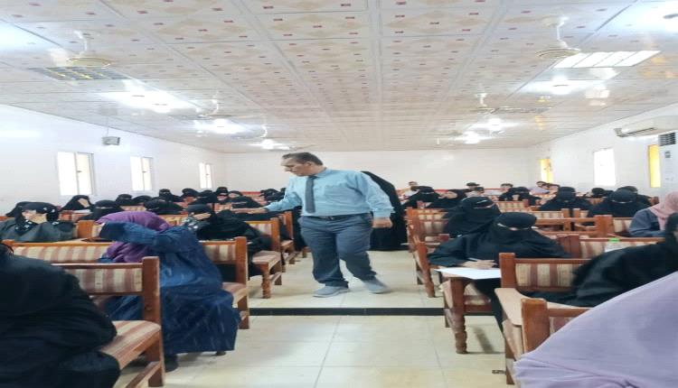 كلية اللغات والترجمة بجامعة عدن تدشن امتحانات الدور الأول للفصل الثاني في برنامج البكالوريوس للعام الجامعي 2023- 2024م