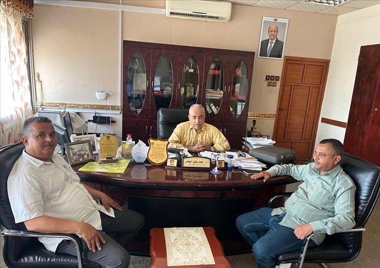لقاء يجمع النائبين الصبيحي والعطاس لتعزيز أواصر العلاقة والتعاون المشترك بين جامعتي لحج وعدن