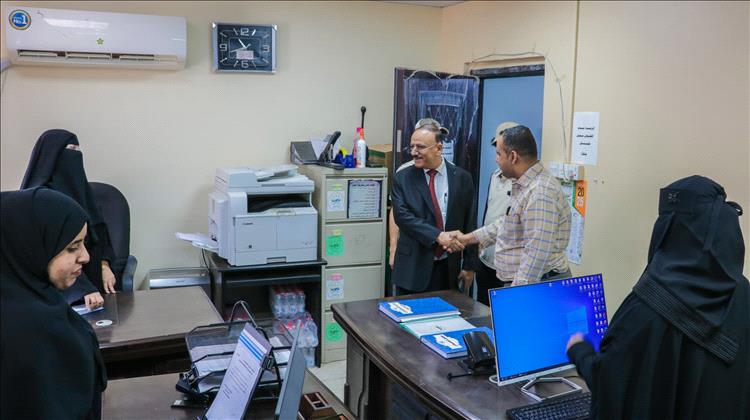 وزير النقل يتفقد مستوى الانضباط الوظيفي في ديوان الوزارة بعد إجازة عيد الفطر المبارك