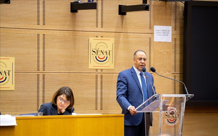 الوزير الأشول يشيد بعمق العلاقات الفرنسية اليمنية ويدعو الشركات الكبرى للاستفادة من الفرص الاستثمارية في اليمن