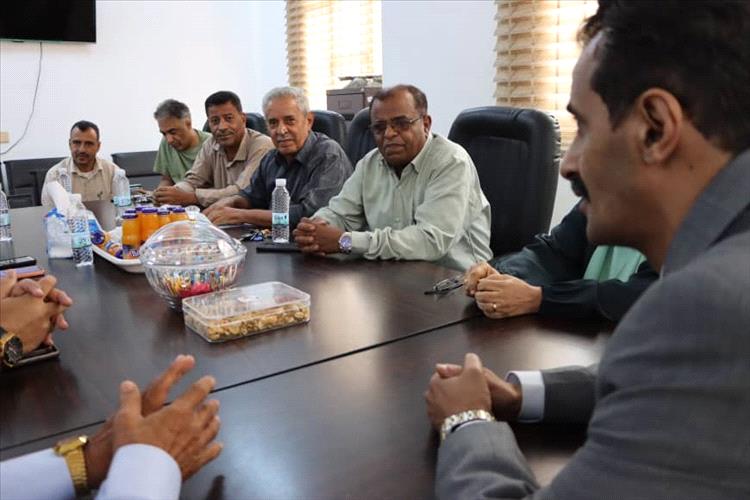 تعزيز الانضباط الوظيفي بعد الإجازات.. وكيل شؤون المعادن يشيد بأداء كوادر هيئة المساحة الجيولوجية -
