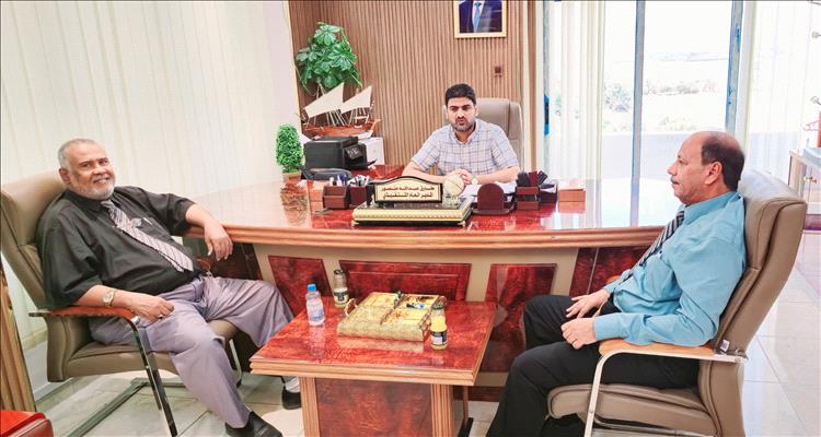 وكيل وزارة الخدمة المدنية "عفارة" يقوم بزيارة تفقدية لعدد من المؤسسات الحكومية