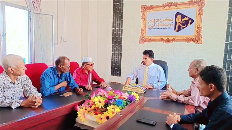 لتطوير مهارات الصحفيين والإعلاميين ..مكتب الاعلام ينظم دورات تدريبية
