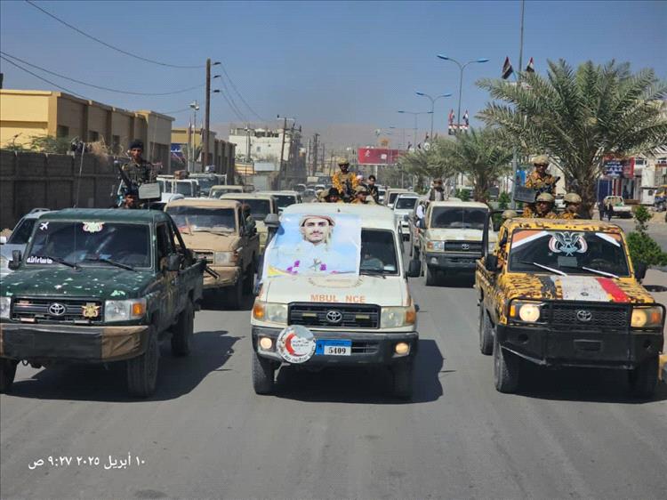 تشييع جثمان نجل عضو مجلس النواب الشيخ منصور الحنق بمأرب