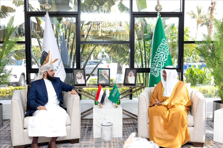 وكيل قطاع الحج والعمرة يناقش مع نائب وزير الحج السعودي الترتيبات النهائية لموسم حج 1446هـ